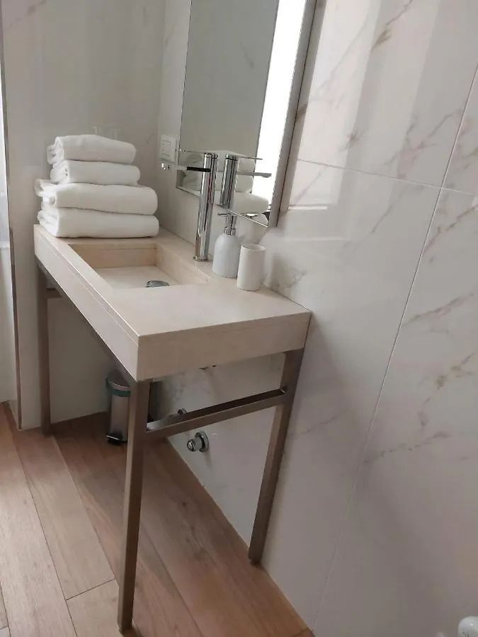 Nj Hotels & Apartments San Pietro All'Orto 6 Milan