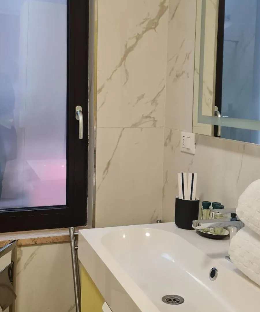 Nj Hotels & Apartments San Pietro All'Orto 6 Milan 0*,
