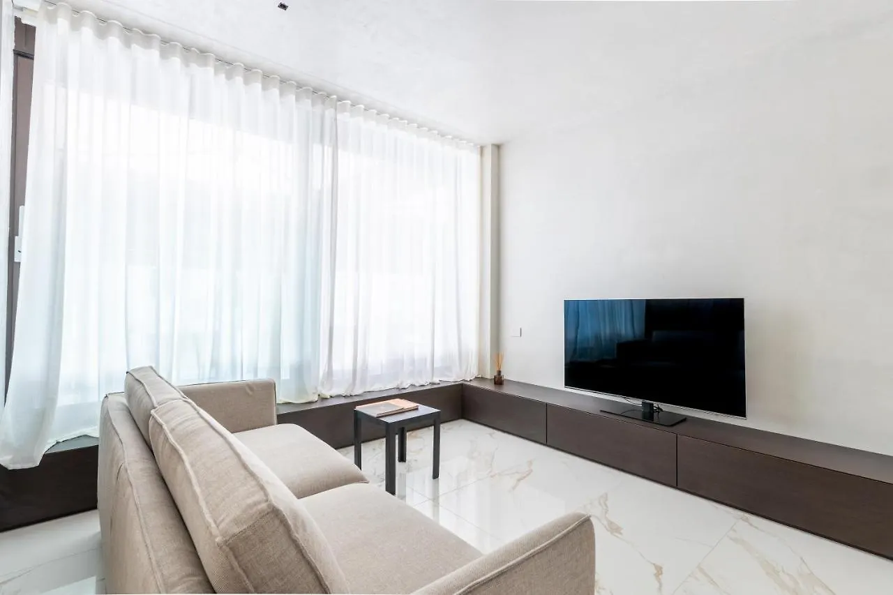 Nj Hotels & Apartments San Pietro All'Orto 6 Milano İtalya