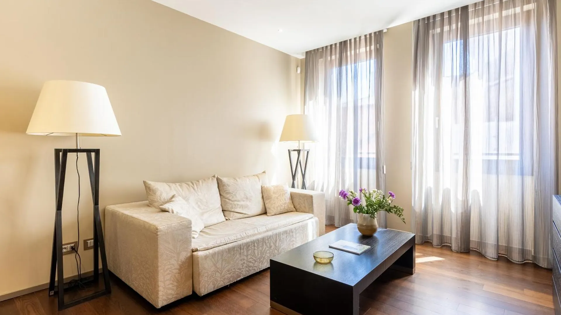 Nj Hotels & Apartments San Pietro All'Orto 6 Milano